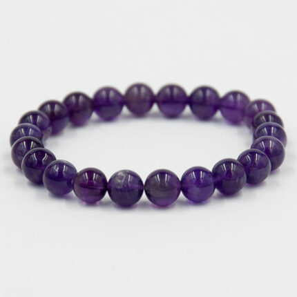 bracelet pierre naturelle amethyste aux reflets violets pierre de spiritualité